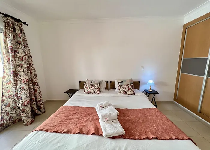 Ocean View 5 By Homing Apartment *